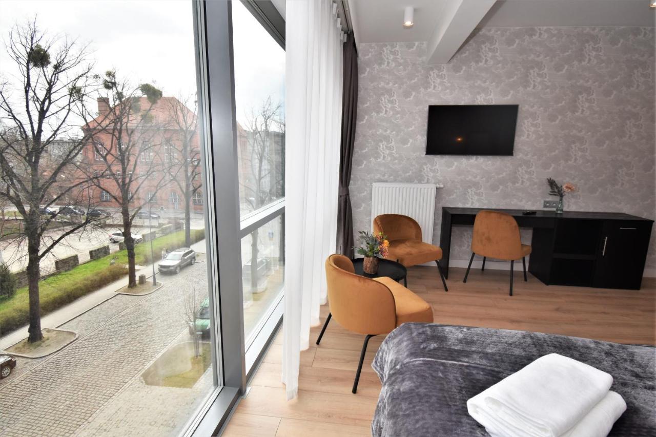 Patio Riverfront Aparthotel Gdansk Exterior foto