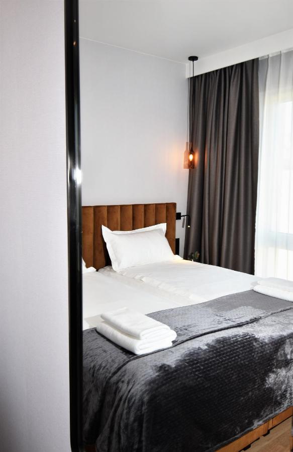 Patio Riverfront Aparthotel Gdansk Exterior foto